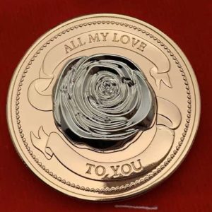 Love rose tridimensional gold coin